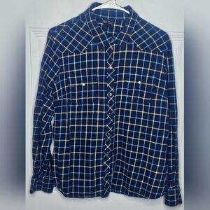 Lucky Brand Blue Plaid Flannel Long Sleeve Button Up Shirt.